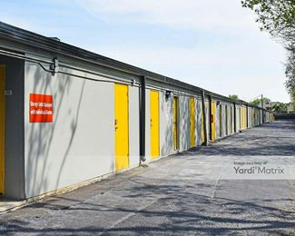 Photo 3 of Storage King USA - 1411 West Cedar Bayou Lynchburg, Baytown, TX