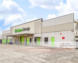 Photo 4 of Extra Space Storage - 900 NASA Pkwy, Webster, TX