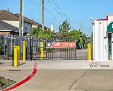 Storage Units for Rent available at 5035 Burke Road, Pasadena, TX 77504