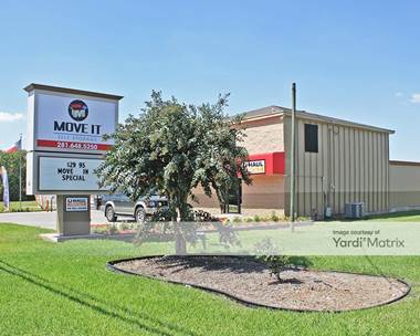 Storage Units for Rent available at 2225 County Road 129, Pearland, TX 77581