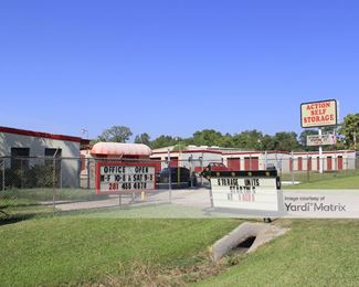 Photo 3 of Extra Space Storage - 7007 South Lake Houston Pkwy, Houston, TX