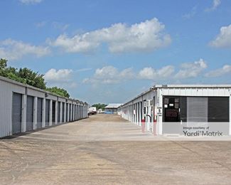 Photo 1 of Allen Mini-Storage - 2600 South Velasco, Angleton, TX