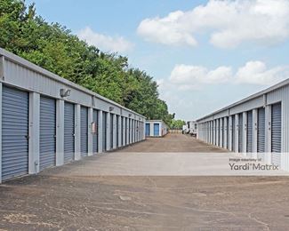 Photo 4 of Allen Mini-Storage - 2600 South Velasco, Angleton, TX