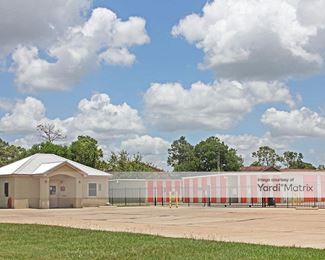 Photo 3 of Express Self Storage - 1804 Mulberry Street, Angleton, TX