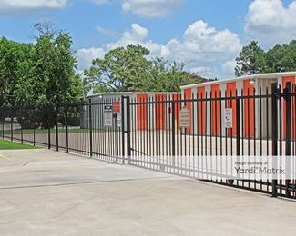 Photo 4 of Express Self Storage - 1804 Mulberry Street, Angleton, TX