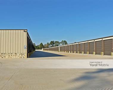 Storage Units for Rent available at 10985 Sleepy Hollow Road, Conroe, TX 77385