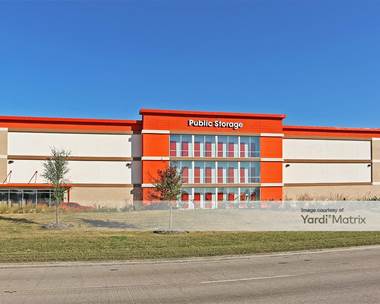 Storage Units for Rent available at 8717 North Sam Houston Pkwy East, Humble, TX 77396