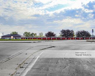 Photo 3 of Public Storage - 184 Route 30, Aurora, IL