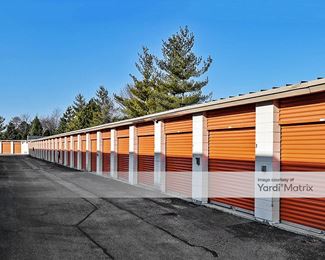 Photo 4 of Public Storage - 2433 South Washington Street, Naperville, IL