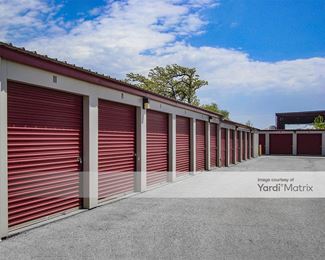 Photo 4 of Space Center Self Storage - 1975 Bucktail Lane, Sugar Grove, IL
