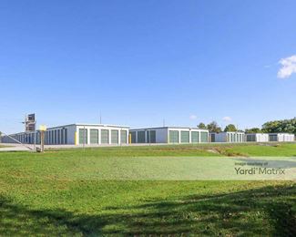 Photo 4 of Storage Rentals of America - 4701 East Jackson Street, Muncie, IN