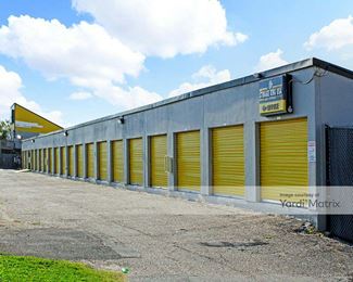 Photo 3 of Storage King USA - 828 60th Street, Galveston, TX