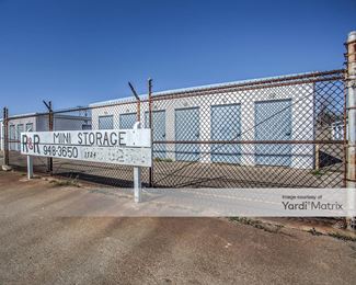 Photo 4 of Texas City Self Storage - 1724 Texas Avenue, Texas City, TX