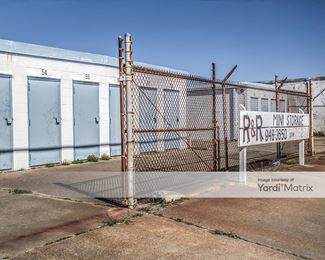 Photo 5 of Texas City Self Storage - 1724 Texas Avenue, Texas City, TX