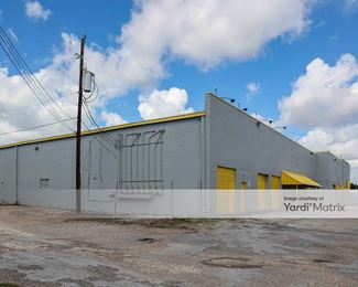 Photo 4 of Storage King USA - 120 South Alexander Drive, Baytown, TX