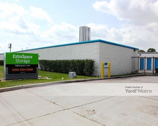 Photo 2 of Extra Space Storage - 235 Kirby Road, Seabrook, TX