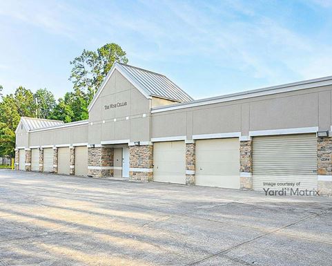 Photo 4 of Extra Space Storage - 560 Kingwood Drive, Kingwood, TX