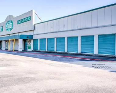 Storage Units for Rent available at 1402 Spencer Hwy, South Houston, TX 77587