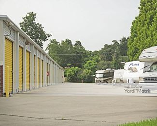 Photo 3 of Smart Storage - 105 Loganberry Street, Lake Jackson, TX