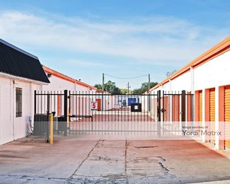 Photo 2 of Clearlake Self Storage - 15502 Highway 3, Webster, TX