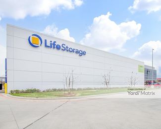 Photo 2 of Extra Space Storage - 3400 Bayport Blvd, Seabrook, TX