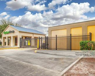 Photo 3 of Extra Space Storage - 3321 Center Street, Deer Park, TX