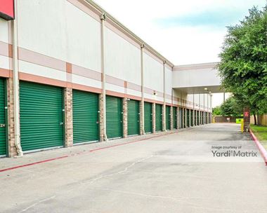 Storage Units for Rent available at 14411 West Lake Houston Pkwy, Houston, TX 77044