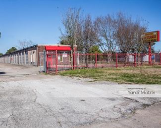 Photo 3 of Burke Road Mini Storage - 2003 Cherrybrook Lane, Pasadena, TX