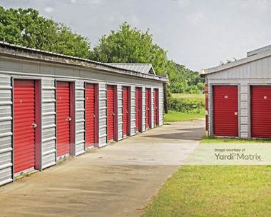 Storage Units for Rent available at 921 South Shanks, Clute, TX 77531