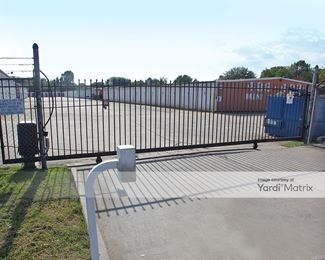 Photo 2 of Boat Barn Self Storage - 15450 Highway 3, Webster, TX