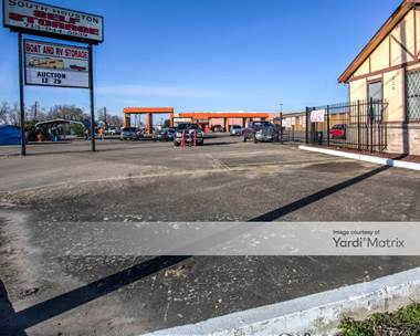 Storage Units for Rent available at 701 South Allen Genoa, South Houston, TX 77587