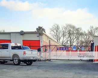 Photo 2 of Public Storage - 1505 Western Avenue, Chicago Heights, IL