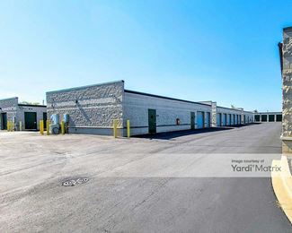 Photo 3 of Extra Space Storage - 11525 184th Place, Orland Park, IL