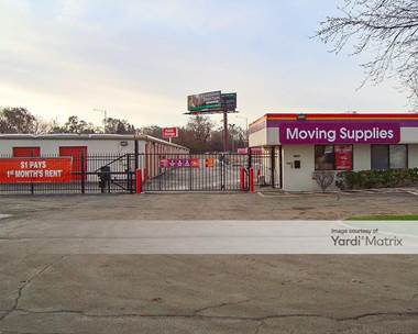 Storage Units for Rent available at 3835 West 159th Place, Markham, IL 60428