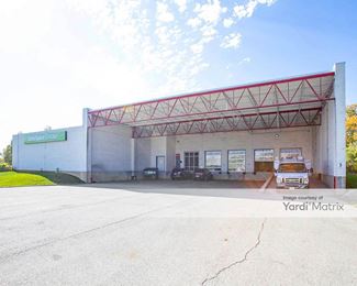 Photo 2 of Extra Space Storage - 27944 Bradley Road, Libertyville, IL