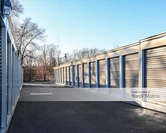 Photo 3 of Extra Space Storage - 2074 Mannheim Road, Des Plaines, IL