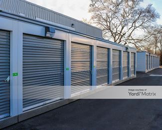 Photo 5 of Extra Space Storage - 2074 Mannheim Road, Des Plaines, IL