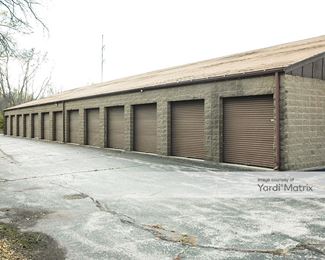 Photo 3 of Allen Storage - 220 Watertown Plank Road, Nashotah, WI