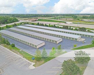 Photo 3 of Storage Rentals of America - 200 South Sylvania Avenue, Sturtevant, WI