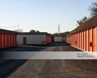 Photo 3 of Public Storage - 9199 North Green Bay Road, Brown Deer, WI