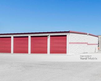 Photo 4 of P2 Self Storage - 633 North Progress Drive, Saukville, WI