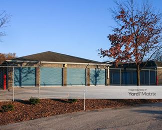 Photo 4 of Brookfield Self Storage - 2846 North Brookfield Road, Brookfield, WI