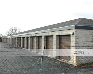 Photo 3 of Stonewood Self Storage - 720 Industrial Court, Hartland, WI
