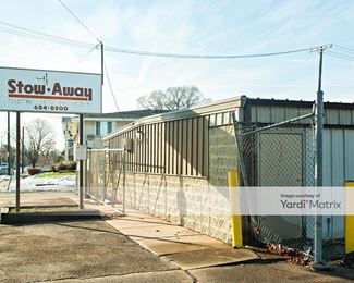 Photo 1 of Devon Self Storage - 1744 Grange Avenue, Racine, WI