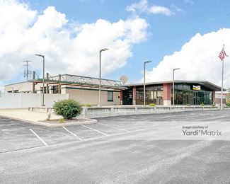 Photo 2 of StorageMart - S66 W 14444 Janesville Road, Muskego, WI
