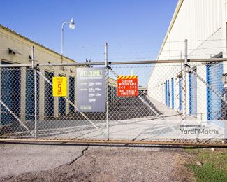 Photo 2 of Extra Space Storage - 3101 Tilfer Street, Houston, TX