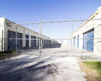 Photo 3 of Extra Space Storage - 3101 Tilfer Street, Houston, TX