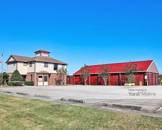 Photo 4 of Extra Space Storage - 4500 Decker Drive, Baytown, TX