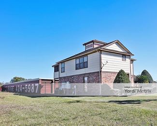 Photo 5 of Extra Space Storage - 4500 Decker Drive, Baytown, TX