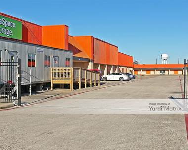 Storage Units for Rent available at 3908 Decker Drive, Baytown, TX 77520